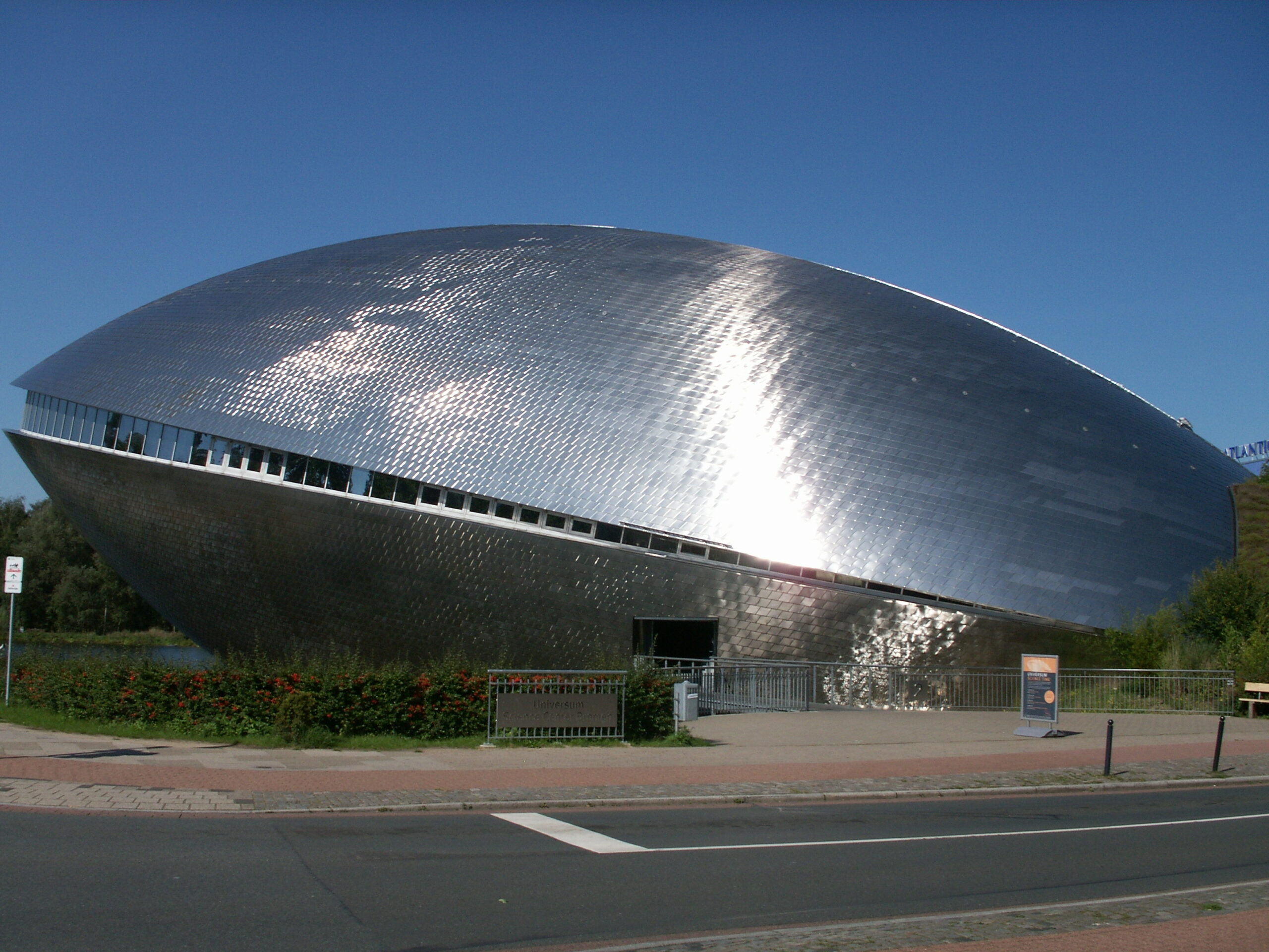 Universum_Science_Center_Bremen_Germany-scaled.jpeg